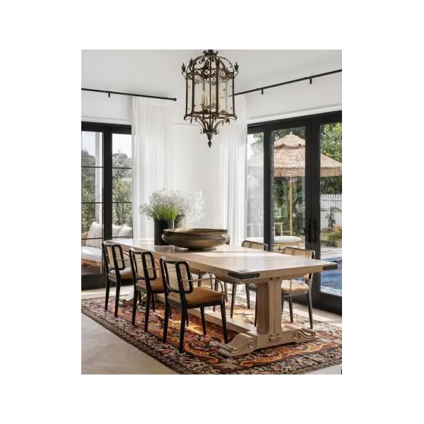 Table De Repas Prieuré