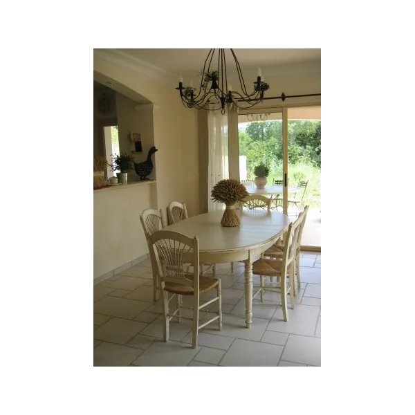 Table De Repas Saint Remy Ovale