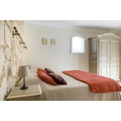 Armoire Alpilles Chapeau De Gendarme