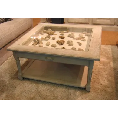 Table Basse Montmajour Carrée Avec Tiroir Vitré