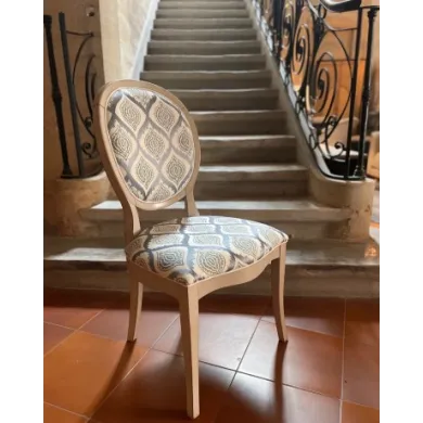 Chaise Medaillon
