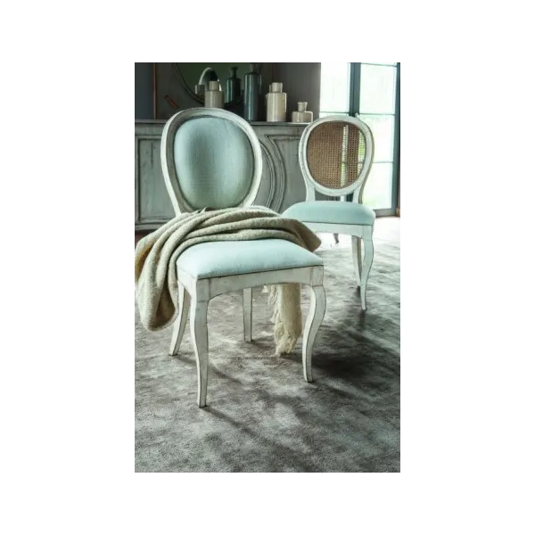 Chaise Medaillon